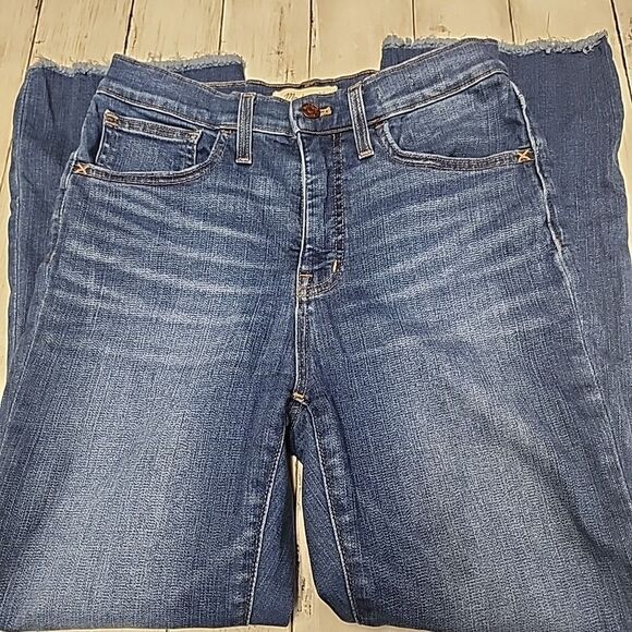 Madewell Cali Demi-Boot Jeans Kick Flare Crop Fleetwood Wash Size 28 - Picture 2 of 12